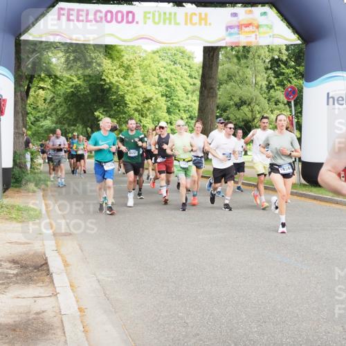 29.06.2025 - hella hamburg halbmarathon MichiJ http://msf.ph/oto/8359854 29.06.2025 10:42:35 Zwischen KM18-KM19 1179, 2029, 4616, 4772, 7594, 7646, 7742, 11143, 11799, 12544, 13666, 14365, 14881, 15884, 17640, 17642, 17740, 17940, 18340, 18495, 18746, 18835 meine-sportfotos.de