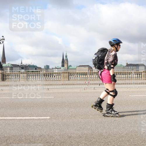 29.06.2025 - hella hamburg halbmarathon Lena Gebhardt http://msf.ph/oto/8359879 29.06.2025 09:09:39 Lombardsbrücke  meine-sportfotos.de