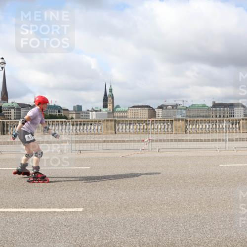 29.06.2025 - hella hamburg halbmarathon Lena Gebhardt http://msf.ph/oto/8359953 29.06.2025 09:09:48 Lombardsbrücke 53 meine-sportfotos.de