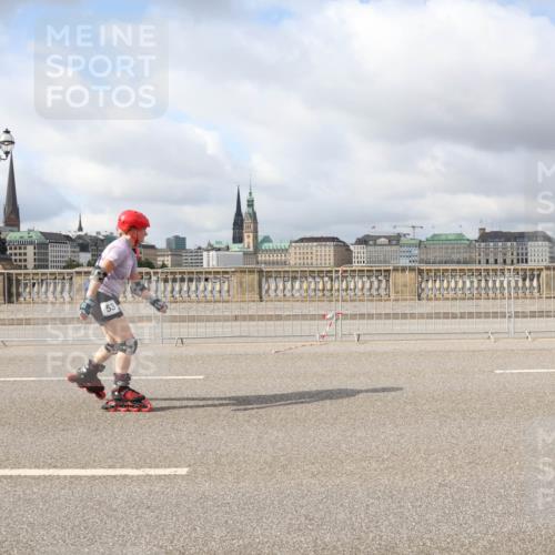 29.06.2025 - hella hamburg halbmarathon Lena Gebhardt http://msf.ph/oto/8359980 29.06.2025 09:09:48 Lombardsbrücke 53 meine-sportfotos.de