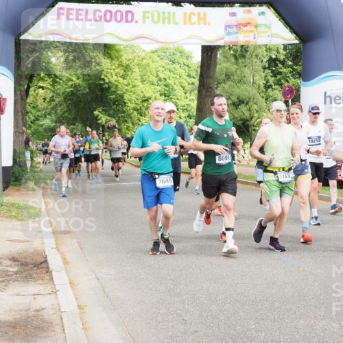 29.06.2025 - hella hamburg halbmarathon MichiJ http://msf.ph/oto/8360067 29.06.2025 10:42:37 Zwischen KM18-KM19 1179, 2029, 2378, 4772, 5465, 7594, 7646, 7742, 8691, 11143, 11797, 11799, 14881, 15884, 16092, 17640, 17642, 17940, 18212, 18290, 18340, 18495, 18746, 18835 meine-sportfotos.de