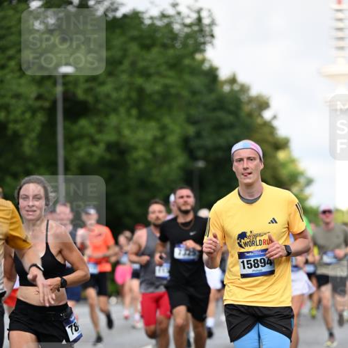 29.06.2025 - hella hamburg halbmarathon Dr. Thomas Lammeyer http://msf.ph/oto/8360144 29.06.2025 09:56:33 Kennedybrücke 1012, 1070, 1415, 1468, 1613, 1735, 1782, 2048, 2189, 2233, 2590, 2970, 3021, 3098, 3109, 3124, 3304, 3907, 3917, 3928, 4277, 4497, 4691, 4933, 4981, 5476, 5477, 5623, 5682, 6152, 6716, 7005, 7067, 7093, 7191, 7325, 7451, 7599, 7765, 7843, 8145, 8467, 8664, 8694, 8704, 8722, 9081, 9213, 9232, 9374, 9534, 9538, 9540, 10000, 10208, 10246, 10313, 10750, 10796, 10969, 11153, 11291, 11346 meine-sportfotos.de