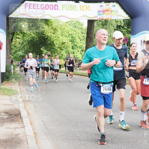 29.06.2025 - hella hamburg halbmarathon MichiJ http://msf.ph/oto/8360210 29.06.2025 10:42:38 Zwischen KM18-KM19 1179, 2029, 2378, 5465, 7646, 7742, 8691, 11143, 11797, 11799, 13234, 14881, 15884, 16092, 16213, 17640, 17642, 18212, 18290, 18340, 18746, 18835, 19152 meine-sportfotos.de