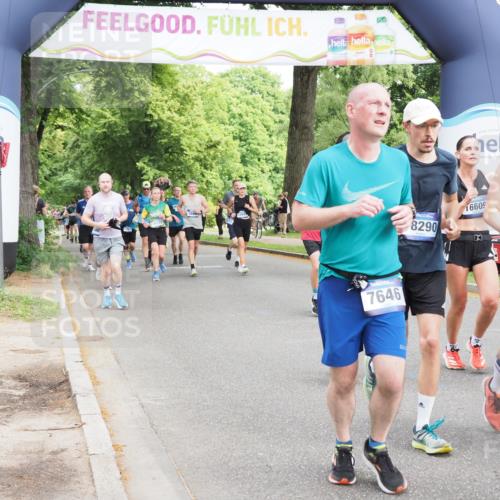 29.06.2025 - hella hamburg halbmarathon MichiJ http://msf.ph/oto/8360217 29.06.2025 10:42:38 Zwischen KM18-KM19 1179, 2029, 2378, 5465, 7646, 7742, 8691, 11143, 11797, 11799, 13234, 14881, 15884, 16092, 16213, 17640, 17642, 18212, 18290, 18340, 18746, 18835, 19152 meine-sportfotos.de