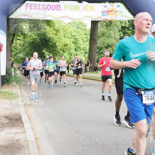29.06.2025 - hella hamburg halbmarathon MichiJ http://msf.ph/oto/8360239 29.06.2025 10:42:39 Zwischen KM18-KM19 1179, 2029, 2378, 3668, 5465, 7646, 7742, 8691, 11143, 11797, 11799, 13234, 14881, 16092, 16213, 16609, 17640, 17642, 18212, 18290, 18340, 18746, 18835, 19152 meine-sportfotos.de