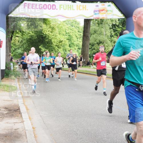 29.06.2025 - hella hamburg halbmarathon MichiJ http://msf.ph/oto/8360250 29.06.2025 10:42:39 Zwischen KM18-KM19 1179, 2029, 2378, 3668, 5465, 7646, 7742, 8691, 11143, 11797, 11799, 13234, 14881, 16092, 16213, 16609, 17640, 17642, 18212, 18290, 18340, 18746, 18835, 19152 meine-sportfotos.de