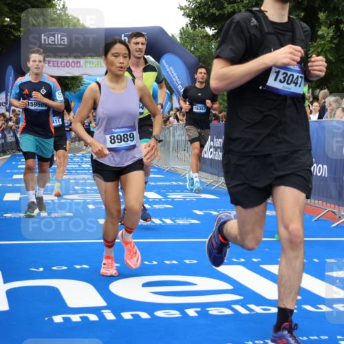 29.06.2025 - hella hamburg halbmarathon Strokosch-Dieckow http://msf.ph/oto/8360322 29.06.2025 10:51:22 Ziel 1461, 1817, 2364, 2411, 2636, 2718, 2946, 4814, 5820, 6657, 6776, 7943, 8316, 8930, 8989, 9214, 9476, 9656, 10480, 10667, 11124, 11422, 12016, 13047, 13403, 13792, 14865, 14994, 15871, 15950, 16357, 17131, 18019, 18489 meine-sportfotos.de