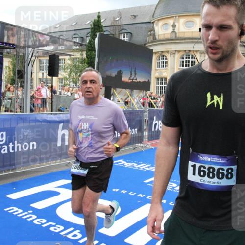 29.06.2025 - hella hamburg halbmarathon Michael Strokosch http://msf.ph/oto/8360350 29.06.2025 10:54:59 Ziel 1327, 1506, 3652, 4616, 5020, 6433, 6994, 8514, 8698, 10266, 13988, 14638, 14660, 14845, 15156, 16047, 16623, 16868, 17261, 18181, 18325 meine-sportfotos.de