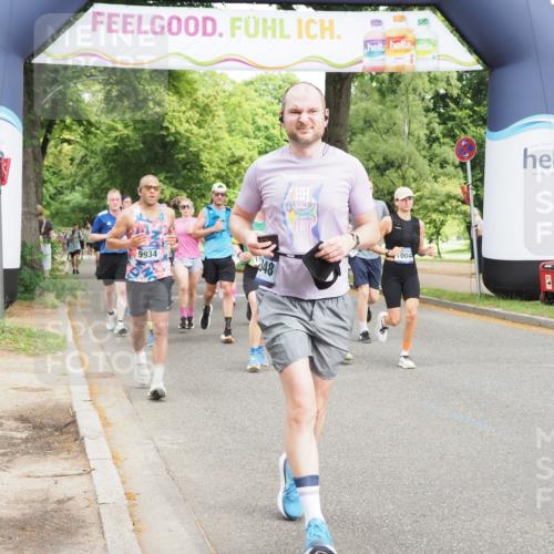 29.06.2025 - hella hamburg halbmarathon MichiJ http://msf.ph/oto/8360362 29.06.2025 10:42:41 Zwischen KM18-KM19 1179, 2378, 3048, 3668, 5465, 7646, 7742, 8573, 8691, 9934, 10044, 11143, 11797, 11799, 12348, 12590, 13234, 13236, 14881, 16092, 16213, 16609, 17642, 18212, 18290, 18340, 18746, 18835, 19152 meine-sportfotos.de