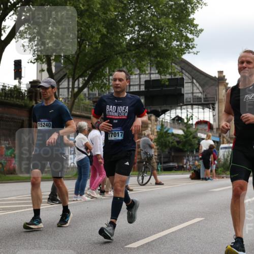 29.06.2025 - hella hamburg halbmarathon Yannick Fuchs http://msf.ph/oto/8360418 29.06.2025 10:53:11 20KM 1285, 2006, 2348, 2584, 2677, 2957, 2978, 3181, 3279, 3425, 3983, 4088, 4592, 5347, 5633, 5885, 6087, 6202, 6208, 6220, 6438, 6636, 6997, 7031, 7223, 7287, 7476, 8290, 9655, 10036, 10759, 10896, 10943, 11935, 11938, 12206, 12261, 12564, 12633, 12862, 13407, 13583, 13761, 14375, 14567, 14631, 14732, 14902, 14965, 15232, 15240, 15263, 15284, 15824, 16160, 16341, 16563, 16910, 16980, 17017, 17346, 17503, 17630, 18153, 18266, 18327, 18467, 18716, 19015, 19160 meine-sportfotos.de