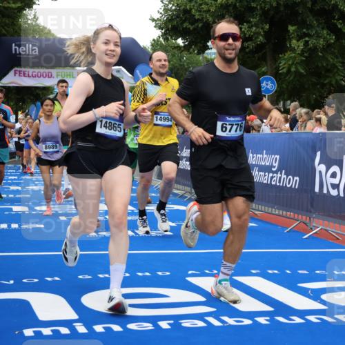 29.06.2025 - hella hamburg halbmarathon Strokosch-Dieckow http://msf.ph/oto/8360518 29.06.2025 10:51:21 Ziel 1461, 1817, 2364, 2411, 2636, 2718, 2946, 4814, 5820, 6657, 6776, 7943, 8316, 8930, 8989, 9214, 9476, 9656, 10480, 10667, 11124, 11422, 11512, 12016, 13047, 13792, 14865, 14994, 15871, 15950, 16357, 17131, 18019, 18489 meine-sportfotos.de