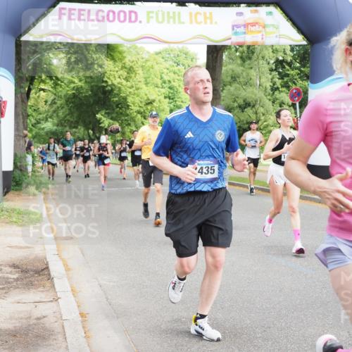 29.06.2025 - hella hamburg halbmarathon MichiJ http://msf.ph/oto/8360824 29.06.2025 10:42:45 Zwischen KM18-KM19 2378, 3048, 3435, 3668, 5465, 8573, 8691, 8996, 9934, 10044, 11797, 12248, 12348, 12590, 13234, 13236, 14408, 14750, 16213, 16609, 18290, 19091, 19152 meine-sportfotos.de