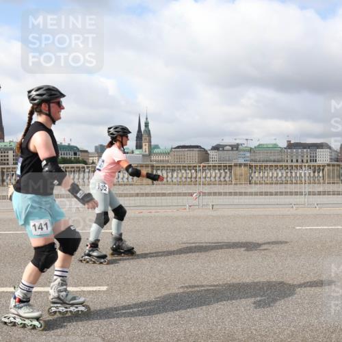 29.06.2025 - hella hamburg halbmarathon Lena Gebhardt http://msf.ph/oto/8360832 29.06.2025 09:10:00 Lombardsbrücke 141, 132 meine-sportfotos.de