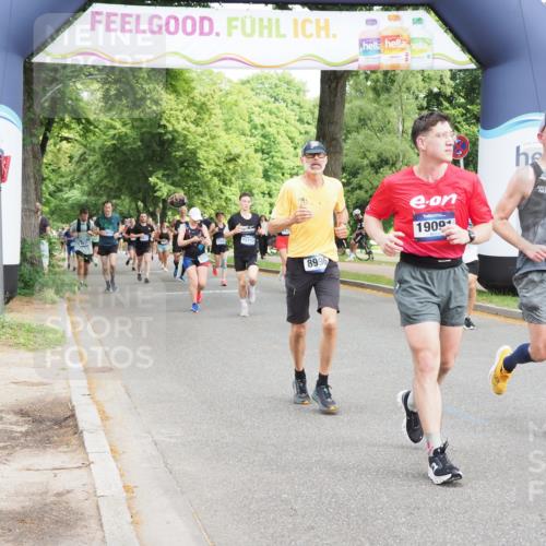 29.06.2025 - hella hamburg halbmarathon MichiJ http://msf.ph/oto/8360836 29.06.2025 10:42:46 Zwischen KM18-KM19 3048, 3435, 3668, 8573, 8996, 9934, 10044, 10188, 12248, 12348, 12590, 13234, 13236, 14408, 14750, 16213, 16609, 19091, 19152 meine-sportfotos.de