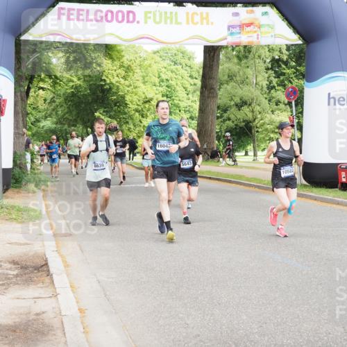 29.06.2025 - hella hamburg halbmarathon MichiJ http://msf.ph/oto/8360998 29.06.2025 10:42:50 Zwischen KM18-KM19 3435, 5643, 8311, 8639, 8996, 10188, 10582, 12248, 14175, 14408, 14750, 15113, 16043, 18719, 19091 meine-sportfotos.de
