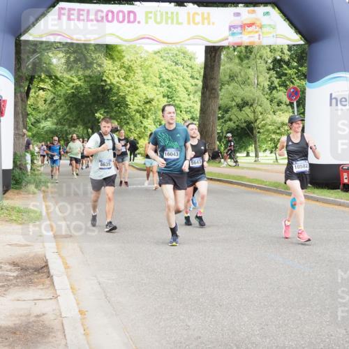 29.06.2025 - hella hamburg halbmarathon MichiJ http://msf.ph/oto/8361013 29.06.2025 10:42:51 Zwischen KM18-KM19 3435, 5643, 8311, 8639, 10188, 10582, 12248, 14175, 14750, 15113, 16043, 18719, 19091 meine-sportfotos.de