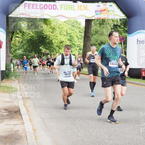 29.06.2025 - hella hamburg halbmarathon MichiJ http://msf.ph/oto/8361115 29.06.2025 10:42:52 Zwischen KM18-KM19 5643, 8311, 8639, 10188, 10582, 14175, 14750, 15113, 15134, 16043, 18719 meine-sportfotos.de