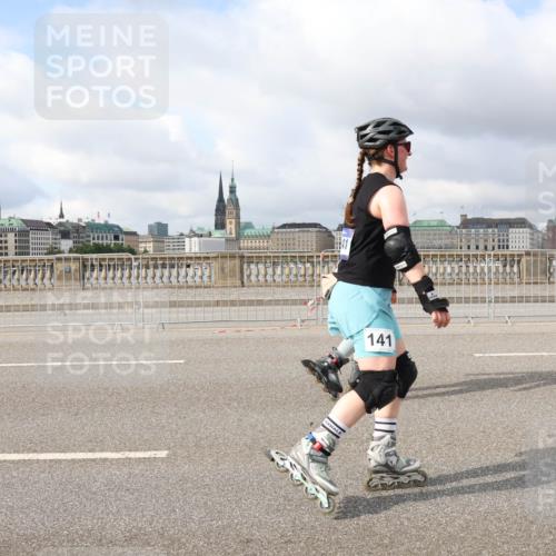 29.06.2025 - hella hamburg halbmarathon Lena Gebhardt http://msf.ph/oto/8361140 29.06.2025 09:10:00 Lombardsbrücke 141 meine-sportfotos.de
