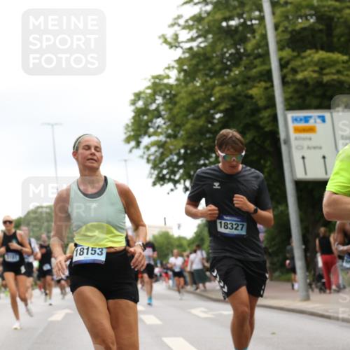 29.06.2025 - hella hamburg halbmarathon Yannick Fuchs http://msf.ph/oto/8361192 29.06.2025 10:53:13 20KM 1285, 2006, 2348, 2584, 2677, 2957, 2978, 3114, 3181, 3279, 3425, 3983, 4088, 4592, 5347, 5633, 5885, 6087, 6202, 6220, 6438, 6997, 7031, 7223, 7287, 7476, 8290, 9655, 10036, 10587, 10759, 10896, 10943, 11935, 11938, 12206, 12261, 12564, 12633, 12736, 12862, 13583, 13761, 14375, 14567, 14732, 14902, 14965, 15232, 15240, 15284, 15824, 16160, 16341, 16563, 16910, 16980, 17017, 17346, 17503, 17630, 18153, 18266, 18327, 18467, 18716, 19015, 19160 meine-sportfotos.de