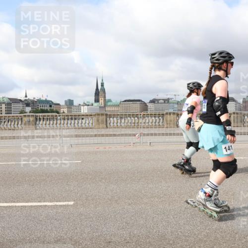 29.06.2025 - hella hamburg halbmarathon Lena Gebhardt http://msf.ph/oto/8361261 29.06.2025 09:10:00 Lombardsbrücke 141 meine-sportfotos.de