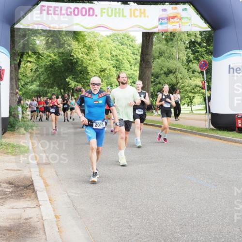 29.06.2025 - hella hamburg halbmarathon MichiJ http://msf.ph/oto/8361299 29.06.2025 10:42:57 Zwischen KM18-KM19 2034, 4249, 5643, 5721, 5744, 11039, 12440, 13394, 15134, 18719 meine-sportfotos.de