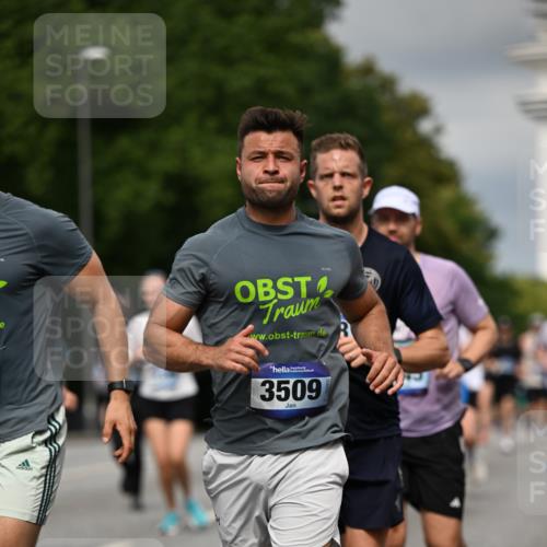 29.06.2025 - hella hamburg halbmarathon Dr. Thomas Lammeyer http://msf.ph/oto/8361368 29.06.2025 10:19:01 Kennedybrücke 1296, 1379, 1524, 1575, 1745, 2046, 2281, 2690, 3507, 3509, 3513, 3650, 4495, 4641, 5271, 5608, 5800, 5981, 5986, 6248, 6317, 6710, 7195, 7439, 7446, 7447, 7881, 8237, 8239, 8256, 8275, 8522, 8609, 8854, 8892, 9709, 9911, 9975, 9997, 10589, 10717, 10858, 11271 meine-sportfotos.de