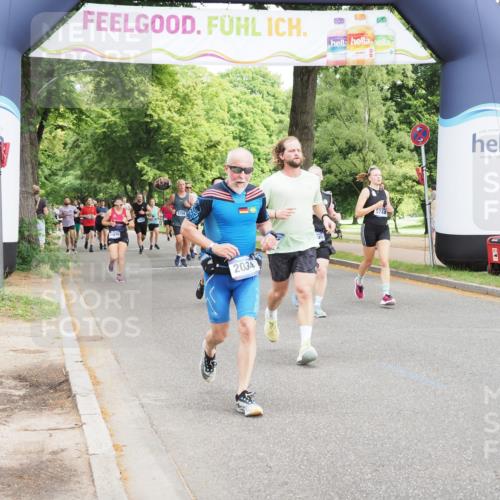 29.06.2025 - hella hamburg halbmarathon MichiJ http://msf.ph/oto/8361409 29.06.2025 10:42:57 Zwischen KM18-KM19 2034, 4249, 5643, 5721, 5744, 11039, 12440, 13394, 15134, 18719 meine-sportfotos.de