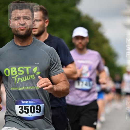 29.06.2025 - hella hamburg halbmarathon Dr. Thomas Lammeyer http://msf.ph/oto/8361413 29.06.2025 10:19:02 Kennedybrücke 1296, 1379, 1524, 1575, 1745, 2046, 2281, 2690, 3507, 3509, 3513, 3650, 4492, 4494, 4495, 4641, 5271, 5608, 5800, 5981, 5986, 6248, 6317, 6710, 7195, 7439, 7446, 7447, 7881, 8237, 8239, 8256, 8275, 8522, 8609, 8854, 8892, 9709, 9911, 9975, 9997, 10589, 10717, 10858, 11271 meine-sportfotos.de
