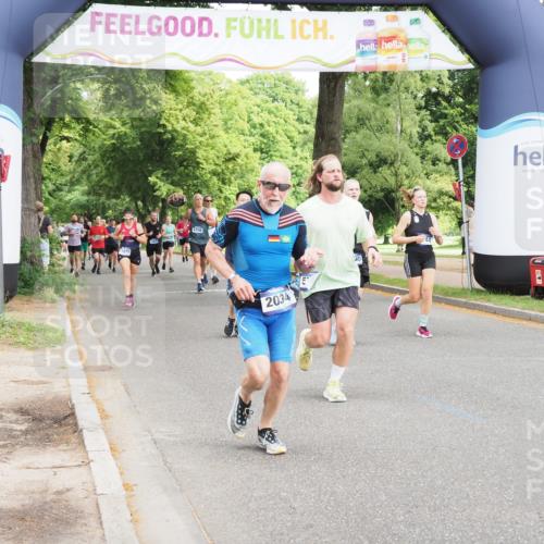 29.06.2025 - hella hamburg halbmarathon MichiJ http://msf.ph/oto/8361427 29.06.2025 10:42:57 Zwischen KM18-KM19 2034, 4249, 5643, 5721, 5744, 11039, 12440, 13394, 15134, 18719 meine-sportfotos.de