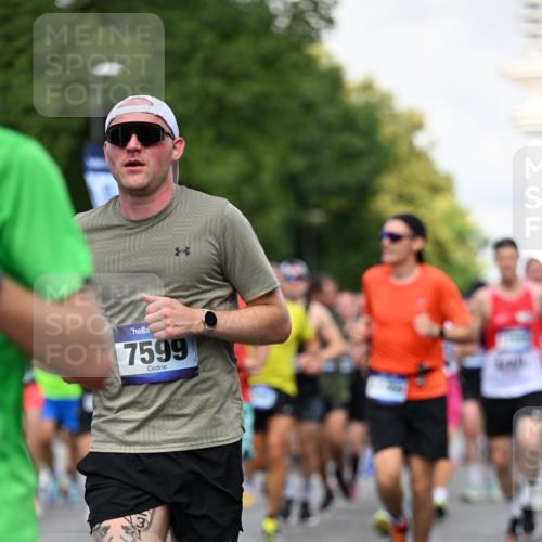 29.06.2025 - hella hamburg halbmarathon Dr. Thomas Lammeyer http://msf.ph/oto/8361536 29.06.2025 09:56:38 Kennedybrücke 1012, 1070, 1163, 1176, 1391, 1468, 1613, 1735, 1782, 2048, 2189, 2213, 2590, 2788, 2970, 3021, 3098, 3124, 3304, 3907, 3917, 3928, 4277, 4497, 4691, 4933, 4981, 4997, 5476, 5623, 5624, 5682, 6152, 6712, 6716, 7005, 7093, 7147, 7204, 7325, 7599, 7765, 7843, 8063, 8145, 8664, 8694, 8704, 8722, 8819, 9081, 9213, 9232, 9374, 9534, 9538, 9540, 9585, 10000, 10208, 10246, 10313, 10750, 10796, 10969, 11094, 11153, 11291, 11346 meine-sportfotos.de