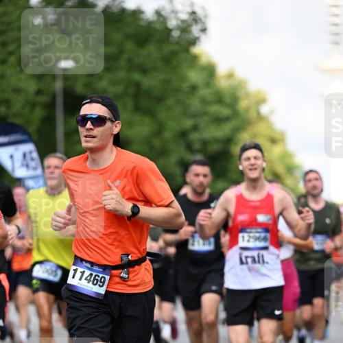 29.06.2025 - hella hamburg halbmarathon Dr. Thomas Lammeyer http://msf.ph/oto/8361612 29.06.2025 09:56:40 Kennedybrücke 1012, 1070, 1163, 1176, 1391, 1468, 1613, 1735, 1782, 2048, 2189, 2213, 2590, 2788, 2970, 3021, 3098, 3304, 3907, 3917, 3928, 4277, 4497, 4933, 4981, 4997, 5476, 5623, 5624, 5682, 6152, 6712, 6716, 7005, 7093, 7147, 7204, 7322, 7325, 7599, 7765, 7843, 8063, 8145, 8664, 8694, 8704, 8722, 8819, 9081, 9213, 9232, 9374, 9534, 9538, 9540, 9585, 10000, 10208, 10246, 10313, 10750, 10969, 11094, 11153, 11291, 11346 meine-sportfotos.de