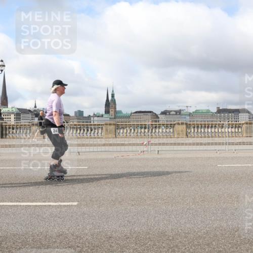 29.06.2025 - hella hamburg halbmarathon Lena Gebhardt http://msf.ph/oto/8361618 29.06.2025 09:10:14 Lombardsbrücke 138, 24 meine-sportfotos.de
