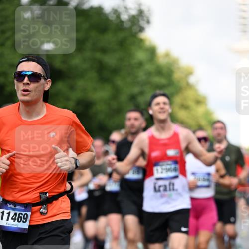 29.06.2025 - hella hamburg halbmarathon Dr. Thomas Lammeyer http://msf.ph/oto/8361652 29.06.2025 09:56:40 Kennedybrücke 1012, 1070, 1163, 1176, 1391, 1468, 1613, 1735, 1782, 2048, 2189, 2213, 2590, 2788, 2970, 3021, 3098, 3304, 3907, 3917, 3928, 4277, 4497, 4933, 4981, 4997, 5476, 5623, 5624, 5682, 6152, 6712, 6716, 7005, 7093, 7147, 7204, 7322, 7325, 7599, 7765, 7843, 8063, 8145, 8664, 8694, 8704, 8722, 8819, 9081, 9213, 9232, 9374, 9534, 9538, 9540, 9585, 10000, 10208, 10246, 10313, 10750, 10969, 11094, 11153, 11291, 11346 meine-sportfotos.de