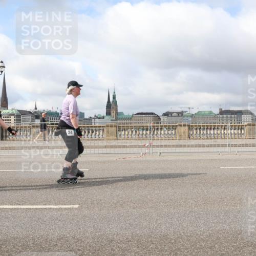 29.06.2025 - hella hamburg halbmarathon Lena Gebhardt http://msf.ph/oto/8361693 29.06.2025 09:10:14 Lombardsbrücke 138, 24 meine-sportfotos.de