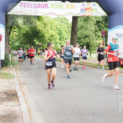 29.06.2025 - hella hamburg halbmarathon MichiJ http://msf.ph/oto/8361723 29.06.2025 10:43:00 Zwischen KM18-KM19 2034, 4249, 5721, 5744, 11039, 11870, 12440, 13394, 14363, 15134, 17993 meine-sportfotos.de
