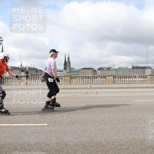29.06.2025 - hella hamburg halbmarathon Lena Gebhardt http://msf.ph/oto/8361742 29.06.2025 09:10:14 Lombardsbrücke 138, 24 meine-sportfotos.de