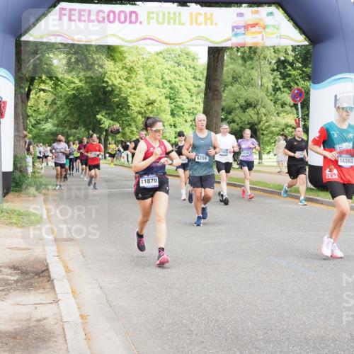 29.06.2025 - hella hamburg halbmarathon MichiJ http://msf.ph/oto/8361770 29.06.2025 10:43:00 Zwischen KM18-KM19 2034, 4249, 5721, 5744, 11039, 11870, 12440, 13394, 14363, 15134, 17993 meine-sportfotos.de