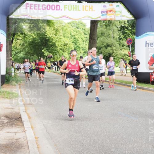 29.06.2025 - hella hamburg halbmarathon MichiJ http://msf.ph/oto/8361799 29.06.2025 10:43:01 Zwischen KM18-KM19 2034, 4249, 5721, 5744, 6759, 9884, 11039, 11870, 12440, 13394, 14363, 14588, 17660, 17993 meine-sportfotos.de