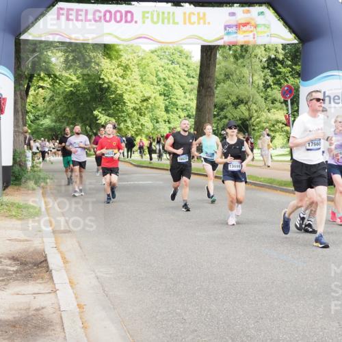 29.06.2025 - hella hamburg halbmarathon MichiJ http://msf.ph/oto/8361864 29.06.2025 10:43:03 Zwischen KM18-KM19 5744, 6759, 6924, 9884, 11870, 12440, 13394, 13691, 14363, 14588, 15407, 16620, 17201, 17660, 17993 meine-sportfotos.de