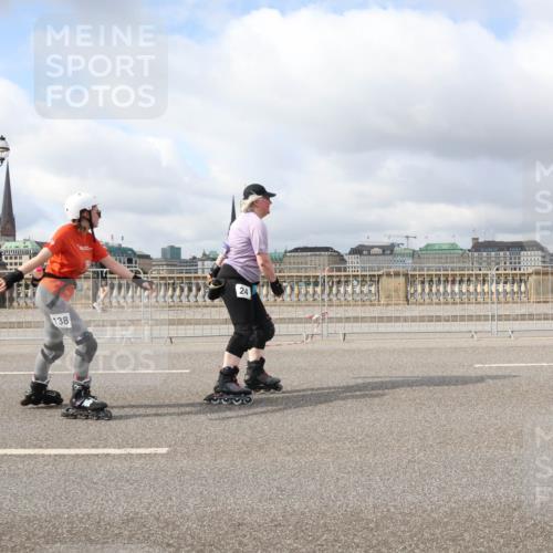 29.06.2025 - hella hamburg halbmarathon Lena Gebhardt http://msf.ph/oto/8361877 29.06.2025 09:10:14 Lombardsbrücke 138, 24 meine-sportfotos.de
