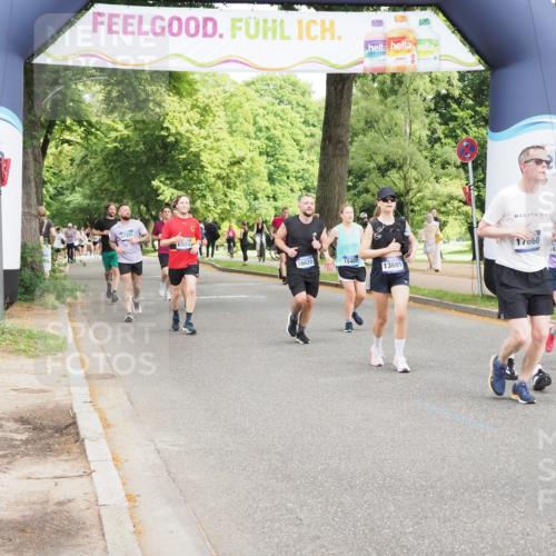 29.06.2025 - hella hamburg halbmarathon MichiJ http://msf.ph/oto/8361903 29.06.2025 10:43:03 Zwischen KM18-KM19 5744, 6759, 6924, 9884, 11870, 12440, 13394, 13691, 14363, 14588, 15407, 16620, 17201, 17660, 17993 meine-sportfotos.de