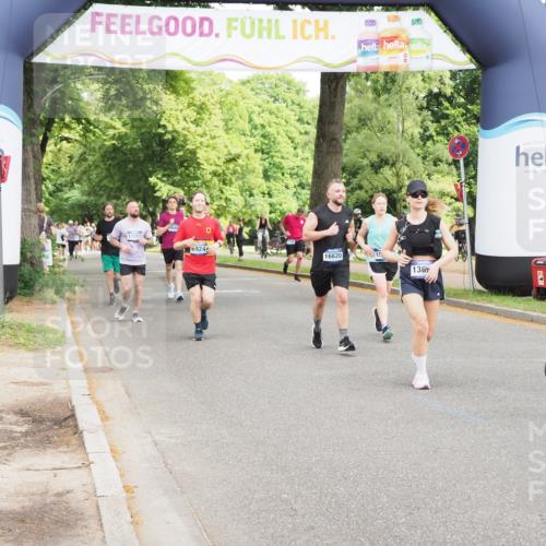 29.06.2025 - hella hamburg halbmarathon MichiJ http://msf.ph/oto/8361987 29.06.2025 10:43:03 Zwischen KM18-KM19 5744, 6759, 6924, 9884, 11870, 12440, 13394, 13691, 14363, 14588, 15407, 16620, 17201, 17660, 17993 meine-sportfotos.de