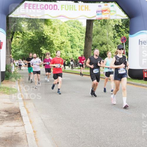 29.06.2025 - hella hamburg halbmarathon MichiJ http://msf.ph/oto/8362013 29.06.2025 10:43:03 Zwischen KM18-KM19 5744, 6759, 6924, 9884, 11870, 12440, 13394, 13691, 14363, 14588, 15407, 16620, 17201, 17660, 17993 meine-sportfotos.de