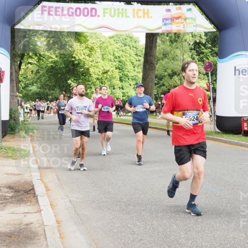 29.06.2025 - hella hamburg halbmarathon MichiJ http://msf.ph/oto/8362082 29.06.2025 10:43:05 Zwischen KM18-KM19 5744, 6759, 6924, 9884, 11870, 13394, 13691, 13750, 14363, 14588, 15407, 16401, 16620, 16786, 17201, 17660, 17993 meine-sportfotos.de