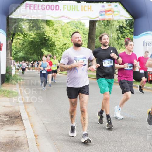 29.06.2025 - hella hamburg halbmarathon MichiJ http://msf.ph/oto/8362142 29.06.2025 10:43:07 Zwischen KM18-KM19 6759, 6924, 9884, 11590, 13691, 13750, 14363, 14588, 15407, 15695, 16401, 16620, 16786, 17201, 17615, 17660, 17993 meine-sportfotos.de