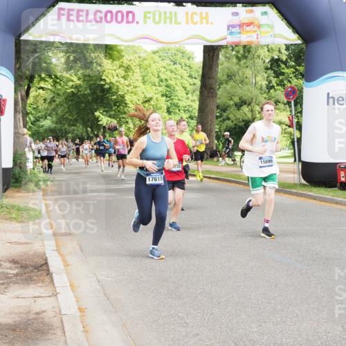 29.06.2025 - hella hamburg halbmarathon MichiJ http://msf.ph/oto/8362223 29.06.2025 10:43:10 Zwischen KM18-KM19 1180, 6924, 8330, 11590, 13691, 13750, 15407, 15695, 16401, 16620, 16786, 17201, 17615 meine-sportfotos.de