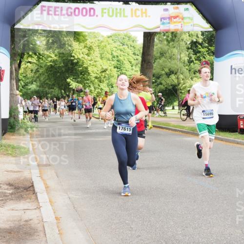 29.06.2025 - hella hamburg halbmarathon MichiJ http://msf.ph/oto/8362264 29.06.2025 10:43:10 Zwischen KM18-KM19 1180, 6924, 8330, 11590, 13691, 13750, 15407, 15695, 16401, 16620, 16786, 17201, 17615 meine-sportfotos.de