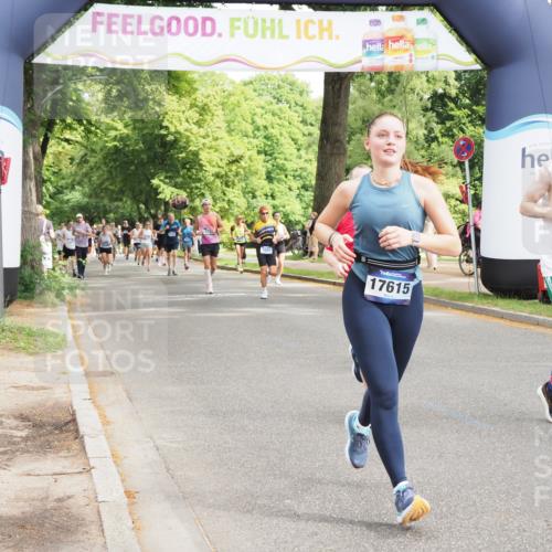 29.06.2025 - hella hamburg halbmarathon MichiJ http://msf.ph/oto/8362328 29.06.2025 10:43:11 Zwischen KM18-KM19 1180, 8330, 11590, 13691, 13750, 15407, 15695, 16401, 16786, 17201, 17615 meine-sportfotos.de