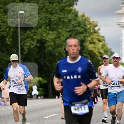 29.06.2025 - hella hamburg halbmarathon Dr. Thomas Lammeyer http://msf.ph/oto/8362600 29.06.2025 10:19:10 Kennedybrücke 1296, 1379, 1524, 1575, 1745, 1890, 2110, 2281, 3507, 3509, 3513, 3650, 4492, 4494, 4495, 4641, 5271, 5608, 5739, 5800, 5981, 5986, 6248, 6287, 6317, 6710, 7439, 7452, 7809, 7810, 8237, 8239, 8256, 8275, 8609, 8854, 9113, 9423, 9911, 9975, 9997, 10589, 10717, 10775, 10858, 11271 meine-sportfotos.de