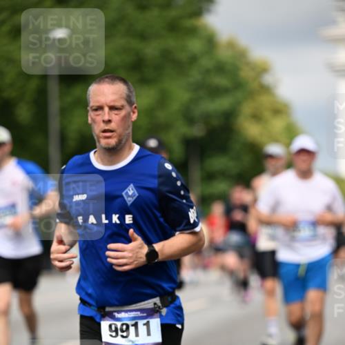 29.06.2025 - hella hamburg halbmarathon Dr. Thomas Lammeyer http://msf.ph/oto/8362633 29.06.2025 10:19:10 Kennedybrücke 1296, 1379, 1524, 1575, 1745, 1890, 2110, 2281, 3507, 3509, 3513, 3650, 4492, 4494, 4495, 4641, 5271, 5608, 5739, 5800, 5981, 5986, 6248, 6287, 6317, 6710, 7439, 7452, 7809, 7810, 8237, 8239, 8256, 8275, 8609, 8854, 9113, 9423, 9911, 9975, 9997, 10589, 10717, 10775, 10858, 11271 meine-sportfotos.de